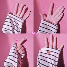 Cara cara membuat foto tangan aesthetic yang viral. Pin By Natt On Ulzzang Hand Photography Girls Hand Emoji Pictures