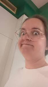 un enfant qui refuse de manger plusieurs repas de suite quand tu adores  cuisiner, c'est pas pire drainant sur le moral 😅 je pensais nous acheter  une soirée avec du Kraft boosté de deux oeufs, il a ...