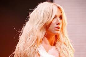 Cameron Gower's Instagram, Twitter & Facebook