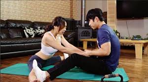 Salah satu film semi korea populer, the handmaiden dimainkan oleh kim tae ri sebagai sook hee. 5 Film Hot Korea Yang Baiknya Jangan Ditonton Bareng Pacar Bahaya Paragram Id