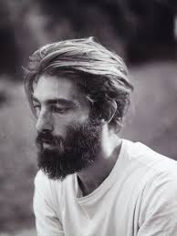 Men S Medium Back Messy Hairstyle Medium Hair Styles Beard Styles Hair And Beard Styles