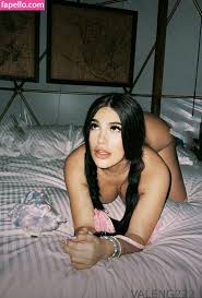 Valeng222  Valentina Gomez  valeng222_ Nude Leaked OnlyFans Photo 18 -  Fapello