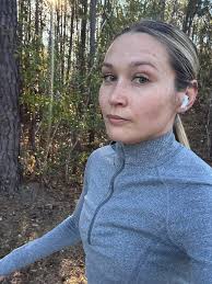 I guess I have a running goal to end the year! Only my second year running.  2 half marathons this year (Prague and Philadelphia) with Madrid being my  first full in April. #