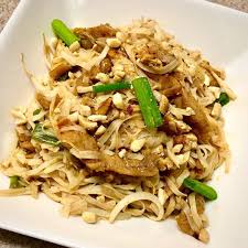 Japanese and mediterranean diets rank high on the nutrition scale, so this recipe, mixing typical ingredients from both cuisines, basically wins at the whole healthy thing. So Happy Healthy Noodle Is Back In Stock At Costco Whats The First Thing I Make Umm Pad Thai Of Course I Know I Healthy Noodles Pad Thai Healthy