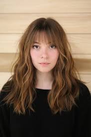However, long locks draw the gaze long wavy hair with bangs is a youthful and feminine hairstyle that you can dress up or down. 2017 La Hairstyle Trends New Los Angeles Hair Looks Oval Face Hairstyles Straight Bangs Hairstyles Hair Styles