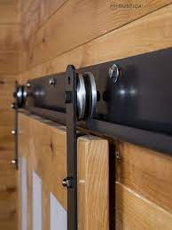 In addition, it will enhance the quality and beauty of the overall piece. J Track Barn Door Hardware System Scheunentor Diy Schiebetur Innenstallturen