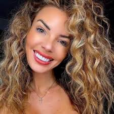 Amanda Renee (@ohheyamanda.renee)