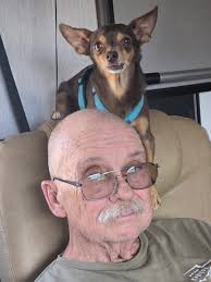 Zoom in…she did too first time! And yes I've got really gorgeous friends.  You're welcome ❤️