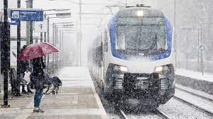 Door de storing is de bediening van seinen en wissels ontregeld. Geen Treinverkeer Waarom Kan Ons Spoor Niet Tegen Winterweer Rtl Nieuws