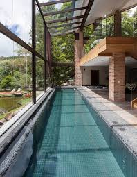 Piscine Abri De Piscine Attention Aux Arnaques Architectuur Moderne Architectuur Woning Binnenzwembaden