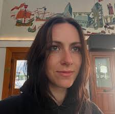 Iris Caltwait (@iris_caltwait) • Instagram photos and videos