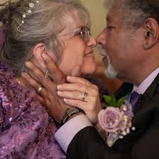 Welcome be back yesterday Ugandan's 👌🏾🙏🙏Thanks so much for supporting  big size Bebe Cool l 👏🏾💪🏾 kiwatule was so massive 😍😍🔥🔥🔥  #TondekaEkiwatule 💃🏾💃🏾💃🏾 #Gagamelinternational 👊🌍