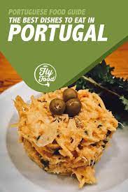 It is a combination of pork and clams, with potatoes and coriander. Portuguese Food 25 Must Try Dishes Will Fly For Food