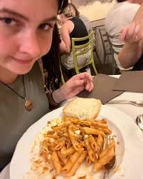 Poison ivy, princess Fiona, tinker bell with black hair… take your pick ✨🎃  Happy Halloween from a last minute costume Queen who just wanted an excuse  to wear @ellaajaee 's pretty green