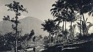 Pin Oleh Ully Zoelkarnain Di Indonesian Old Picture Latar Belakang Sejarah Indie