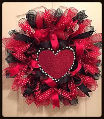 Black And Red Heart Elegant Valentine S Day Heart Deco Mesh Wreath Black And Red Heart Wreath Valentine Heart Wreath Valentine S Day Black And Red Heart Wreath In 2020 Valentine Day Wreaths Valentine Decorations Valentines Day Decorations