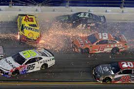 Browse through 2018 nascar cup daytona ii results, statistics, rankings and championship standings. Erik Jones Survives Crazy Racing To Win At Daytona Las Vegas Review Journal