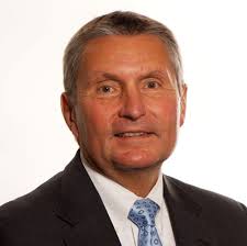 KVCC board promotes administrators Mike Collins and Dennis Bertch, appoints  3 new deans