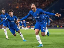 Please contact us if you want to publish a reece james wallpaper on our site. Frank Lampard Hails Fantastic Reece James After Chelsea S Dramatic 4 4 Draw Against Ajax 90min