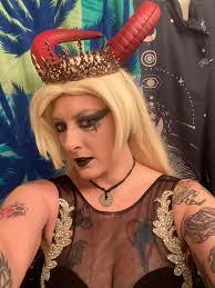 Should I join the Egl Punk Elf's Circus?