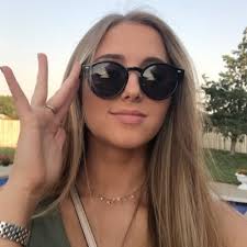 Kylee Leon's Instagram, Twitter & Facebook