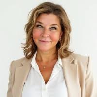 100+ "Amy Solomon" profiles