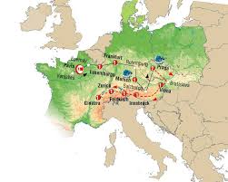 Gran parte de la frontera se encuentra dentro de la esfera del área metropolitana de zúrich y hay un tráfico considerable. Viaje De 16 Dias Por Paris Alemania Austria Y Suiza Lusoviajes