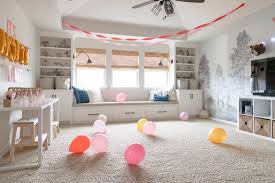 Click the button below to add 1 '47784' to your cart. Movie Themed Birthday Party Crazy Wonderful