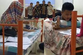 See more of lagu kanak kanak tv on facebook. Pelajar Uitm Nyanyi Lagu Nasyid Hafal Nota Saat Akhir Sampai Miming Dalam Dewan Exam Terkumat Kamit Macam Baca Jampi Mantera Viral Mstar