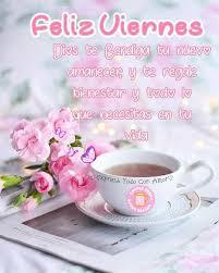 Llega el mejor día de la semana, y queremos desear feliz viernes a todo el mundo. Pin De Cristina Solis En Una Taza De Cafe Hola Buenos Dias Frases Buenos Dias Saludos Saludos De Buenos Dias