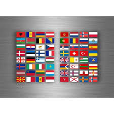 Les drapeaux des pays de l'europe sont frappés du sceau de l'histoire et se distinguent souvent par des jeux de couleurs hautement symboliques. Planche Autocollant Sticker Drapeau Pays Europe R2 Cdiscount Auto