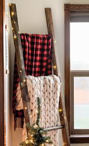 Add Some Festive Flair With This Super Easy Diy Blanket Ladder Decorated For Christmas Make This Diy Blanket Ladder For Un Home Decor Easy Home Decor Home Diy
