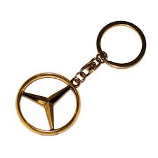 Mercedes Benz Merc Keyring Gold Estrellas