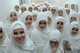 Fto bju gamis palestina akad nikah. Asal Usul Jilbab Dan Mengapa Diwajibkan Untuk Muslimah Republika Online