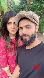 His father anirudh was a watchman for a private security agency. Ravindra Jadeja S Wife Celebrates Birthday By Donating Eyes Social News Xyz