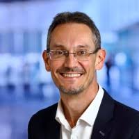 2700+ profils pour “Hubèrt”