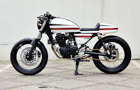 Hasil gambar untuk modifikasi touring motor tiger