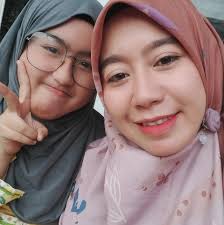 Graceful Emma Poirier