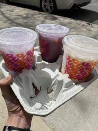 We Tried Dunkin S Coconutmilk Refreshers Here S What We Thought