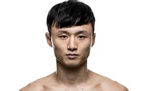 This boy has a stronger chin than Luke Rockhold and Cody. Dana White sign  him up!