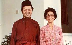 At 95 years old and decades into malaysian politics, tun dr mahathir mohamad has seen it all. Mahathir Siti Hasmah Muda Nona