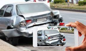 Dalam kes kereta anda terlanggar, kereta yang melanggar anda mestilah turut membuat laporan jika kenderaan sudah tidak boleh dipandu, hubungi syarikat insurans anda bagi mendapatkan ada dua jenis tuntutan atau claim insurans kereta kemalangan yaitu tuntutan kerosakan sendiri dan. Cara Claim Insurance Bila Kereta Kita Dilanggar Belakang Oleh Orang Lain