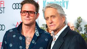 It is with tremendous sadness that my brothers and i announce that kirk douglas left us today. Michael Douglas Talks Son Cameron S Battle With Addiction
