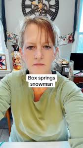 Crafting time #boxspringupcycle #snowman #crafting #craftsoftiktok  #snowmancrafts #boxspringsnowman