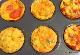 Muffin Kalibinda Sebzeli Omlet Tarifi Http Kendimutfagindasef Com P 3993 Kahvalti Omlet Nefiskahvalti Yumurta Yemek Tarifleri Gida Yemek