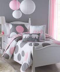 It another way to jazz up your pink and gray bedroom interiors is to create an accent wall with one color in two big ideas for small bedroom spaces. Gray And Pink Bedroom Google Search Girls Bedroom Girl Room Little Girl Rooms