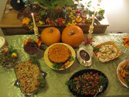 Start making a plan for your thanksgiving table now, so it will help you get ready for the big day. Thanksgiving Table Settings Vegan For The Holidays Blog