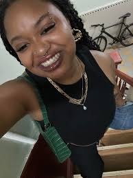 Female oncology nurse seeks room or roommates in Brooklyn