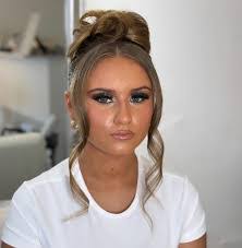 Christina Creed's Instagram, Twitter & Facebook