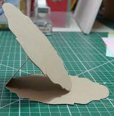 When you design your greeting cards, you have control over the look and sentiment so that your card delivers just the right message. How To Make A Easel Card Very Good Tutorial Shaped Cards Easel Cards Card Tutorials